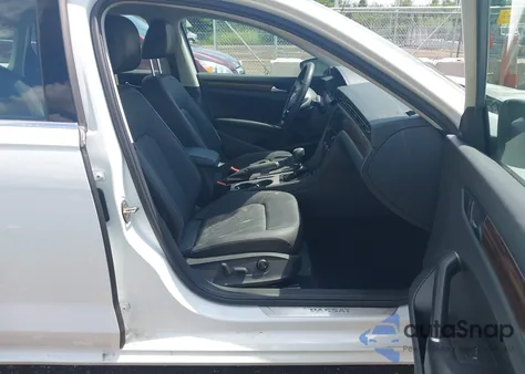 2020 Volkswagen Passat 2.0T Sel z USA, uszkodzony, nr VIN 1VWCA7A37LC023089